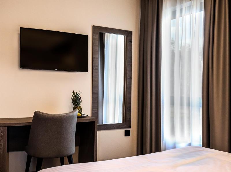 Superior Single Room image 3