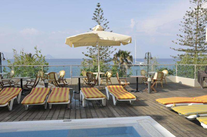 Bristol Sea View Apartments - image 18