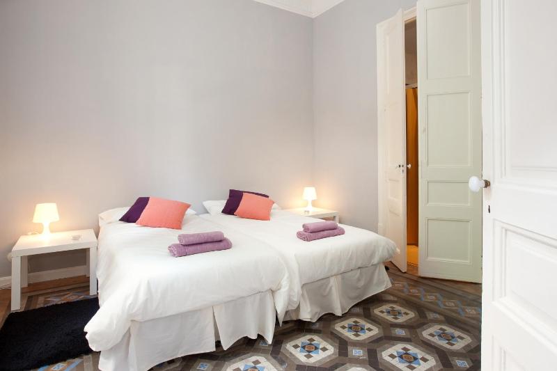Modernist Apartment Barcelona - image 6