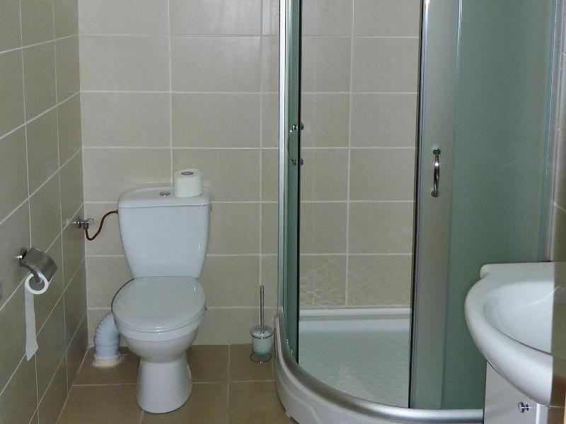 Double Room image 2
