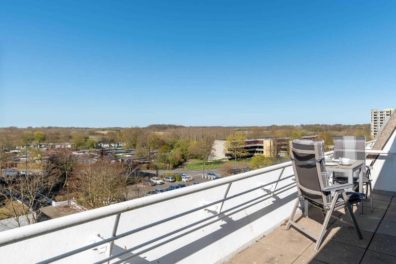 Apartment with Balcony image 2