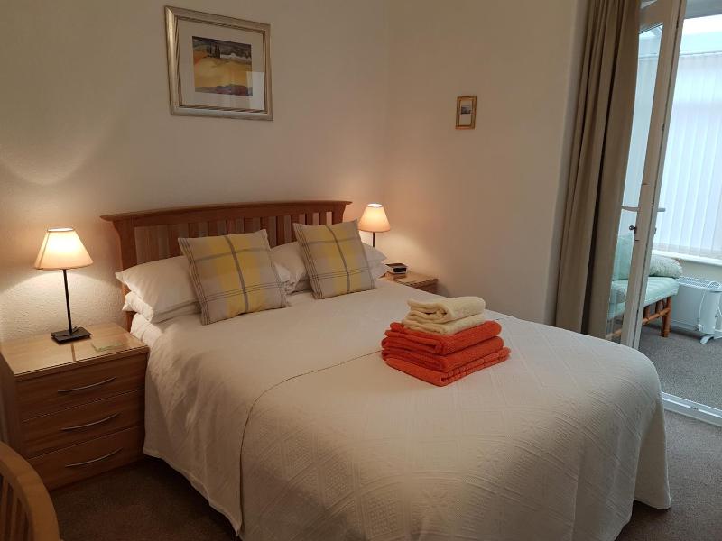 Double Room with Garden View image 4