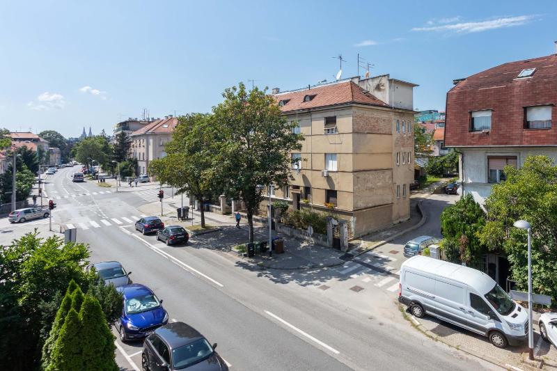 Duplex Apartment Kvaternik Square - image 6