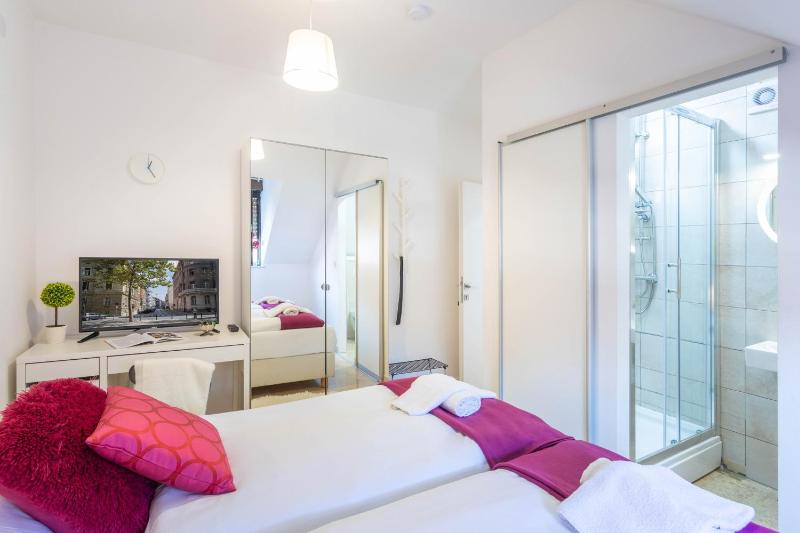 Duplex Apartment Kvaternik Square - image 12