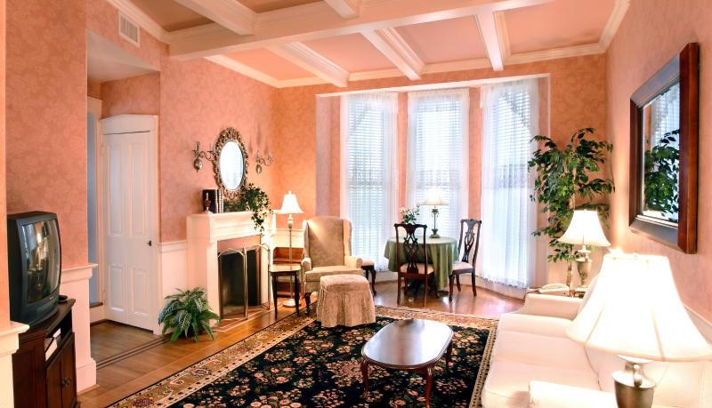 One Bedroom Suite  image 1