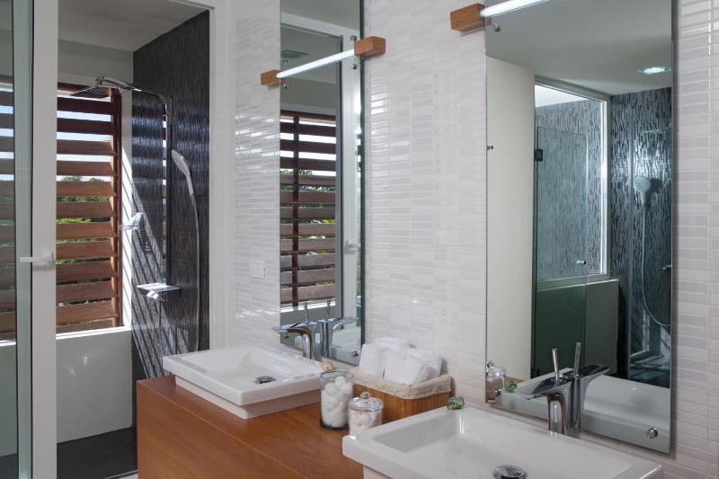 Ultravioleta Boutique Residences - image 27