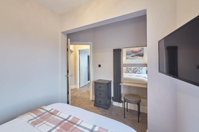 Two-Bedroom Apartment image 3