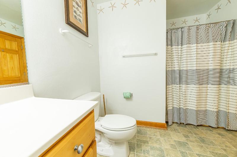 Blue Crush - KDH MP 8 Oceanfront Ocean Views Pool Cabana Hot Tub Elevator Rec Room Pets OK - image 38