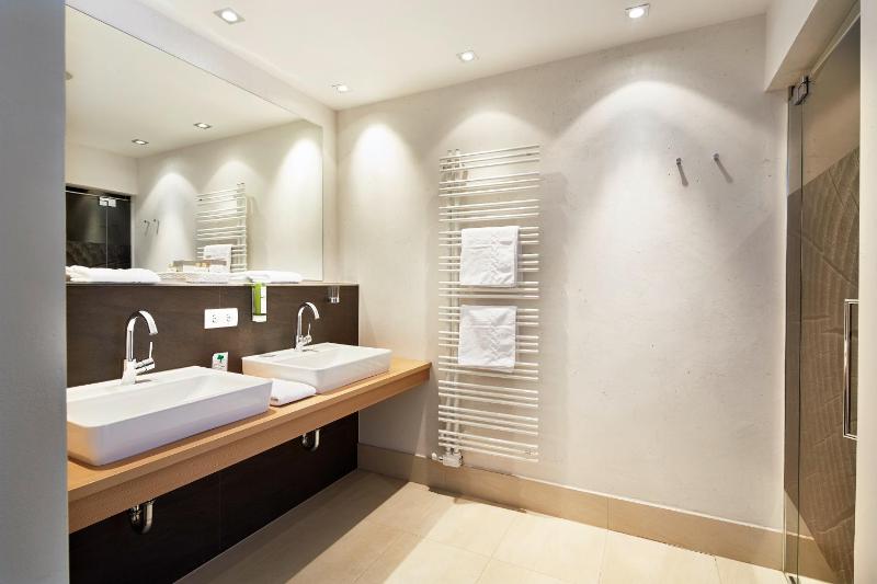 Junior Suite image 4