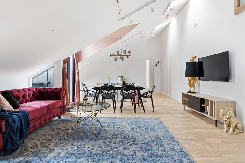 Four-Bedroom Apartment image 2