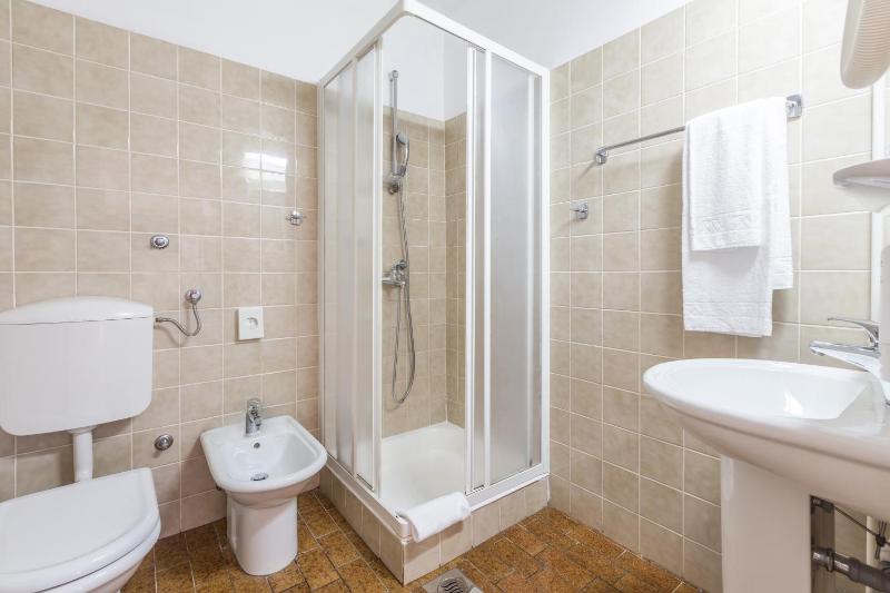 Two-Bedroom Apartment (5 Adults) image 2