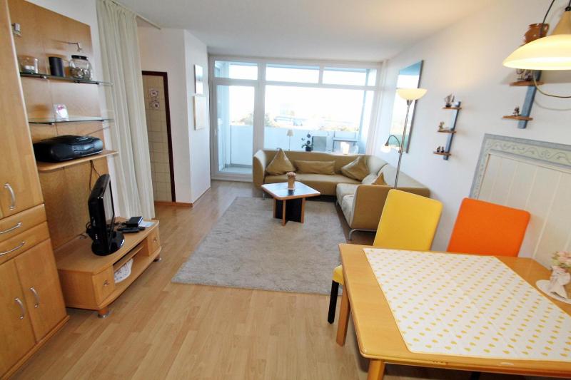 Apartment with Sea View image 2