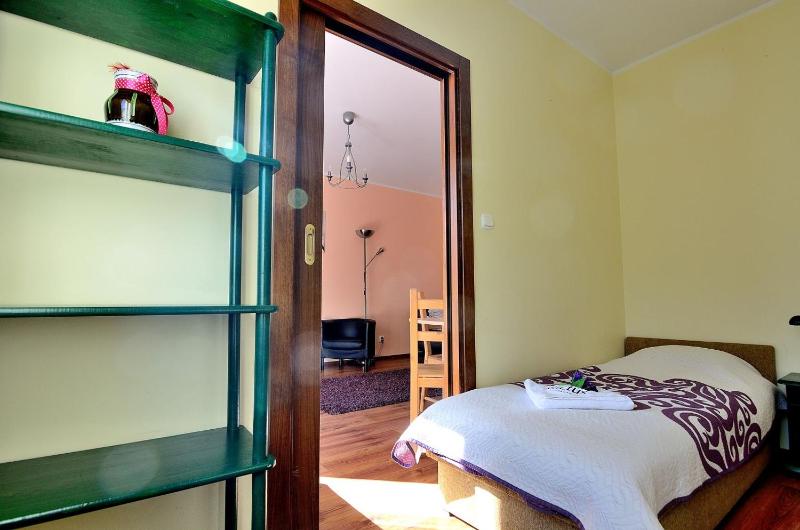 Victus Atmospheric Apartment with Parking and Balcony by Noclegi Renters - image 8