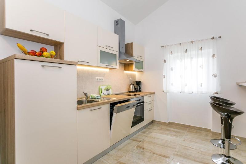 Apartment Mare - image 6