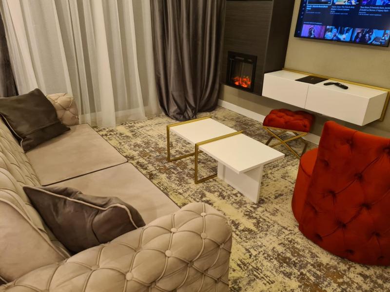 Deluxe Apartment with Free Infinity Pool access image 4