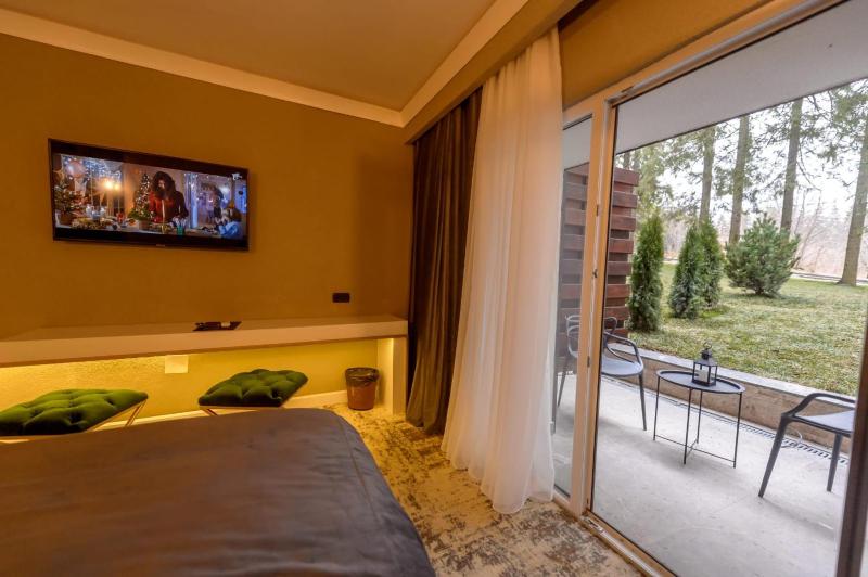 Double Room with Terrace image 1