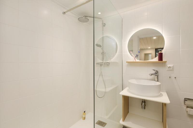 Deluxe Double Room image 4