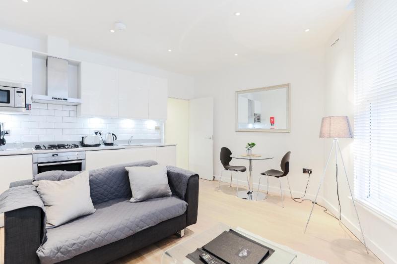 Deluxe Apartment image 4