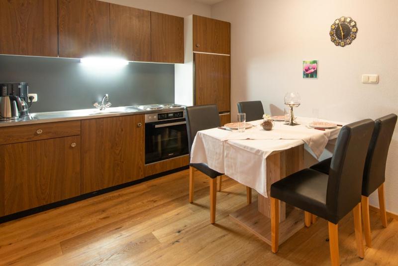 Apartment image 3