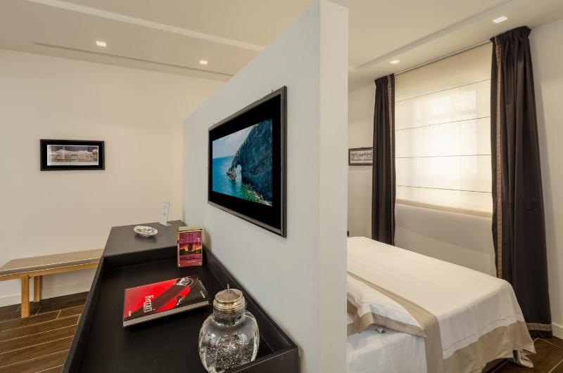 Qui Vicino boutique rooms and suites - image 33