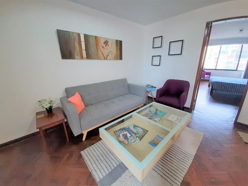 Miraflores Kennedy's Park Apartment - image 10