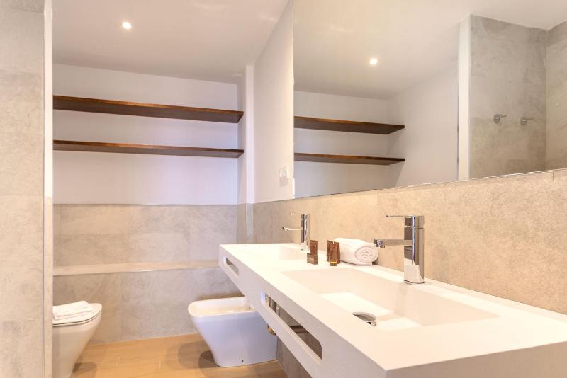 Genteel Home San Pablo - image 11