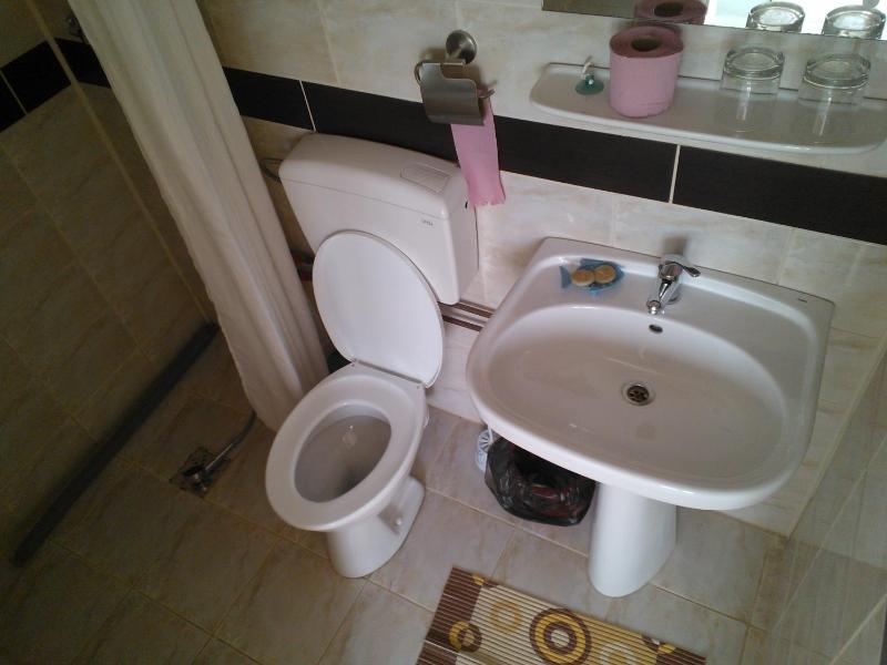 Double Room with Private Bathroom image 1