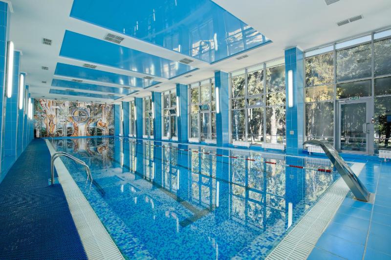 Business Double or Twin Room with Balcony with Treatment image 1