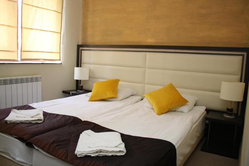Double or Twin Room image 2