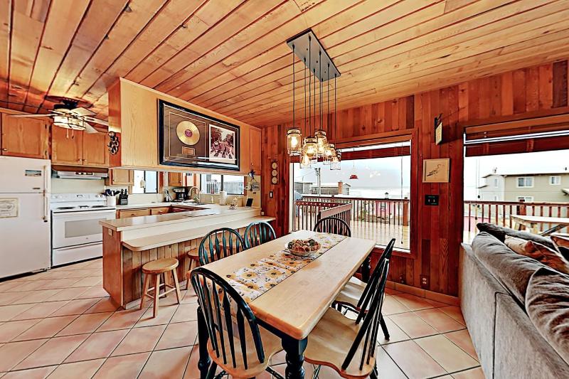 Three-Bedroom House image 2