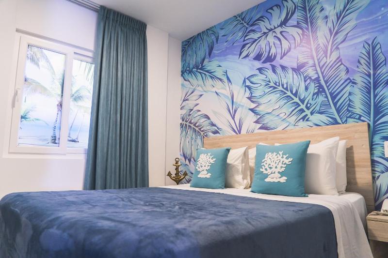 Sea Colors Hotel - image 4
