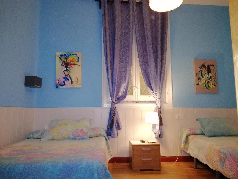 Room #25652427 image 2