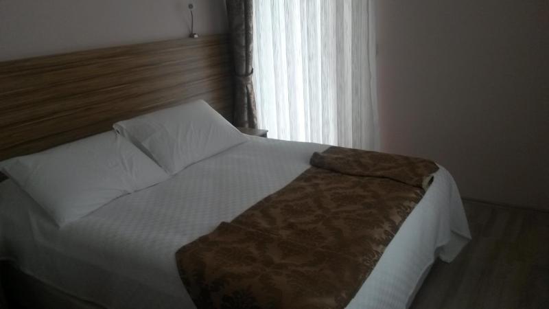 Suite with Garden View image 1