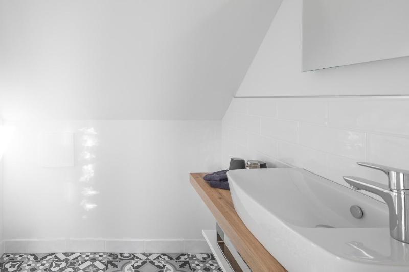 Penthouse Theo - image 4
