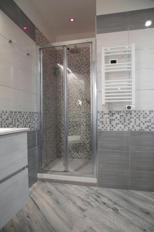 Superior Double Room image 4