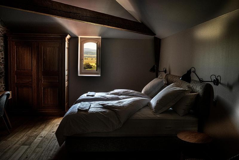 King Suite image 2