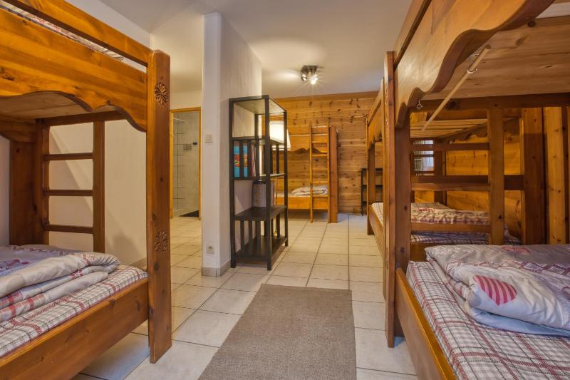 single bed in dormitory image 4