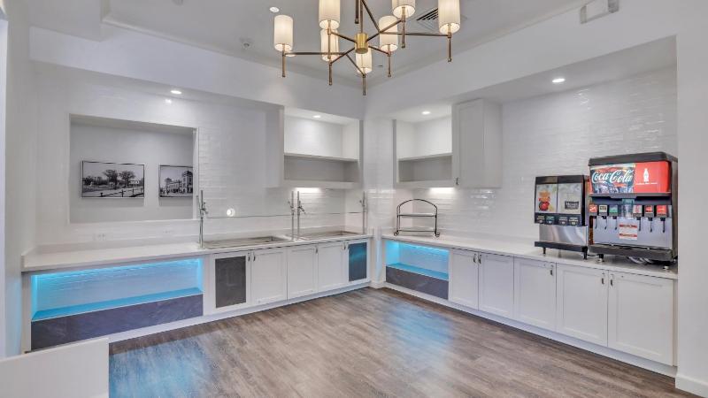 Staybridge Suites Savannah Historic District By IHG - image 3