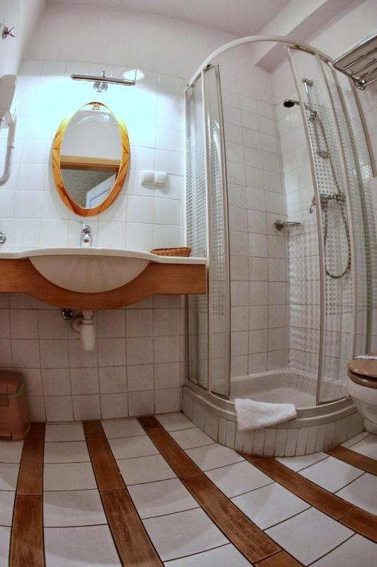 Classic Single Room without Air Conditioning image 1