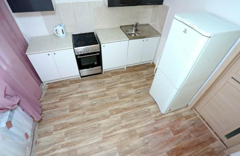 One-Bedroom Apartment image 2