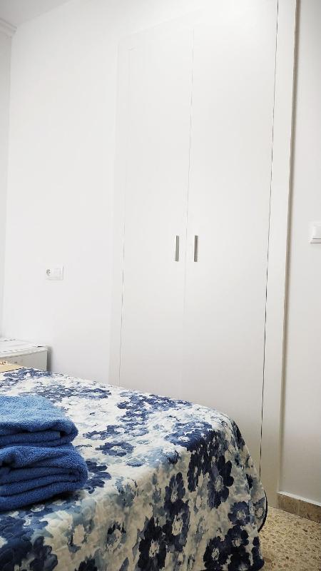 Small Double Room image 3