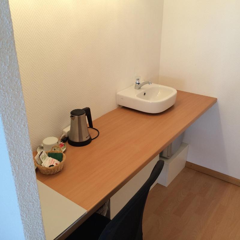 Comfort Single Room with Garden View image 1