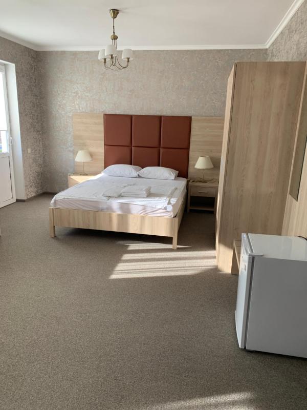 Standard Triple Room image 3