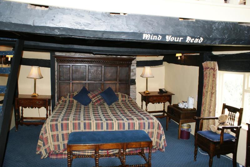 Superior Double Room image 2