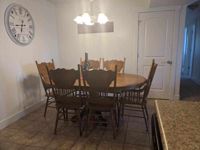 Three-Bedroom Apartment image 3
