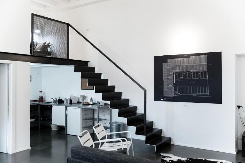 Loft Alle Mura - byMyHomeinComo - image 17