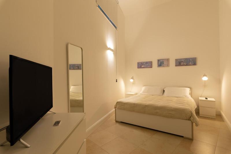 One-Bedroom Apartment - Ground Floor image 4