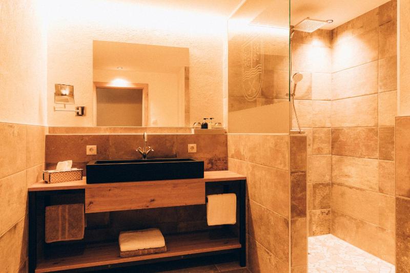 Two-Bedroom Apartment image 4