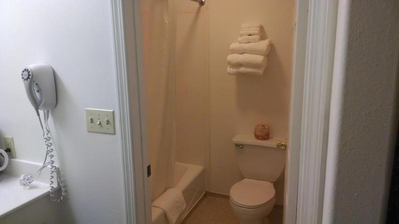 Deluxe Queen Room with Two Queen Beds image 1
