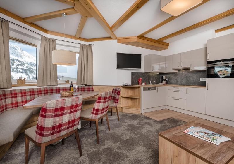 Apartment (5 Adults) image 2